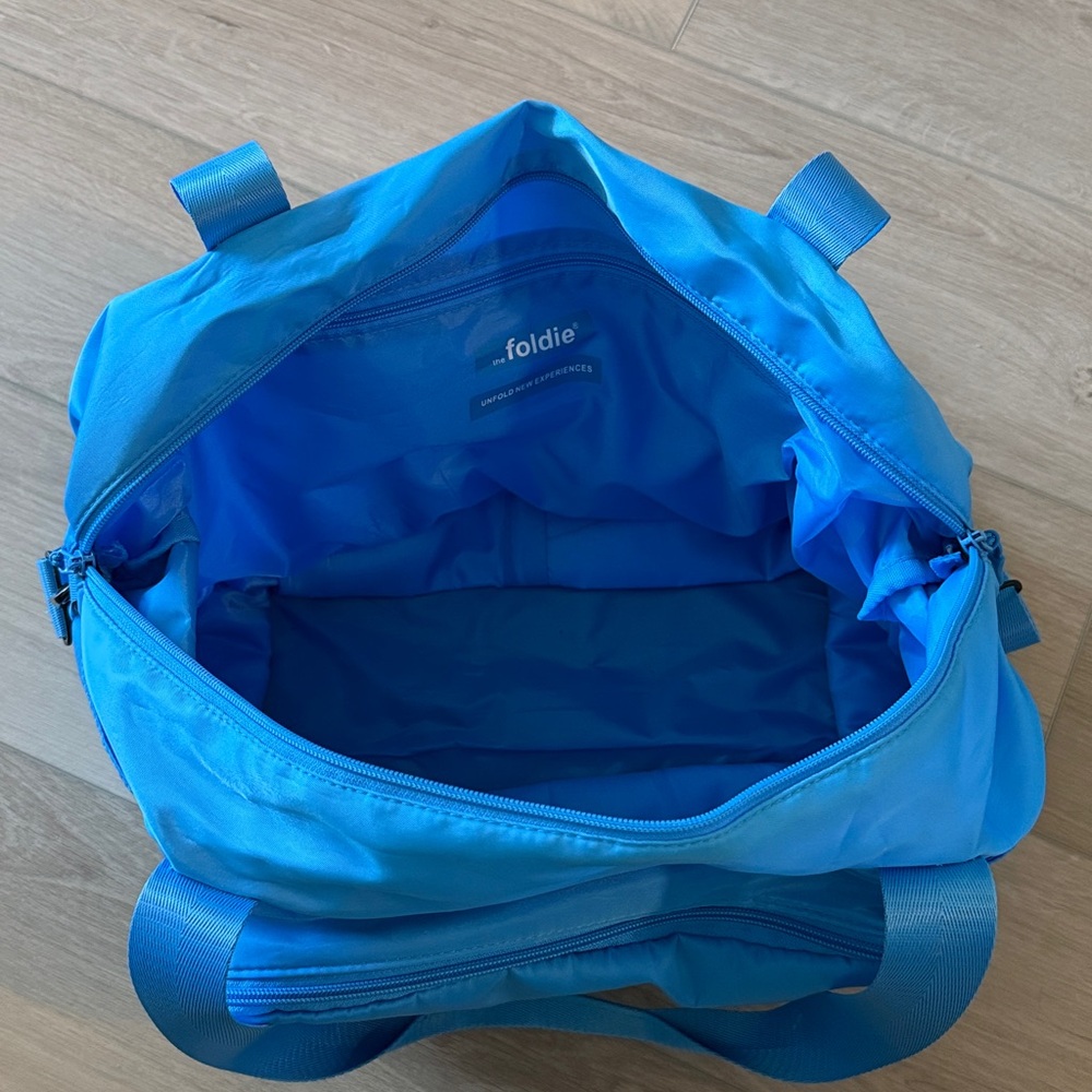 The Foldie Travel Bag in Azure Blue color - Picture 12 of 14